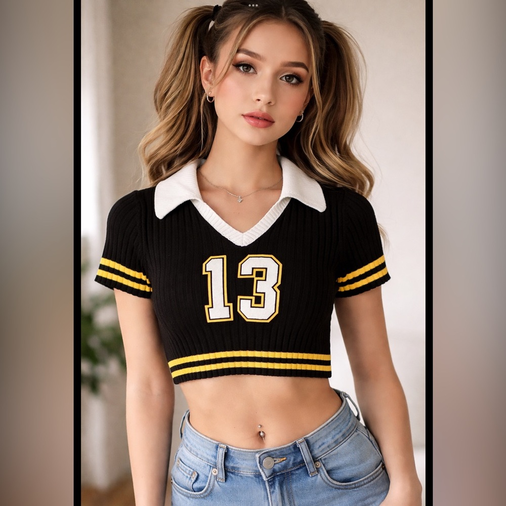 NWOT Puma By Rihanna Johnny Collar Cropped SweaterJersey Top Football X LG